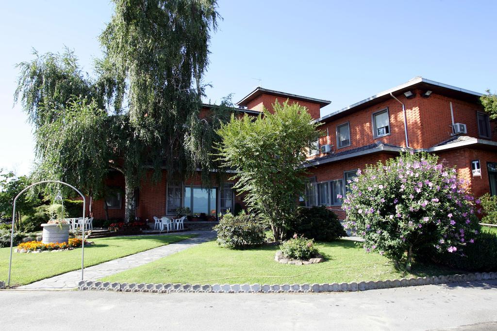 Hotel Ristorante Paladini Carisio Luaran gambar