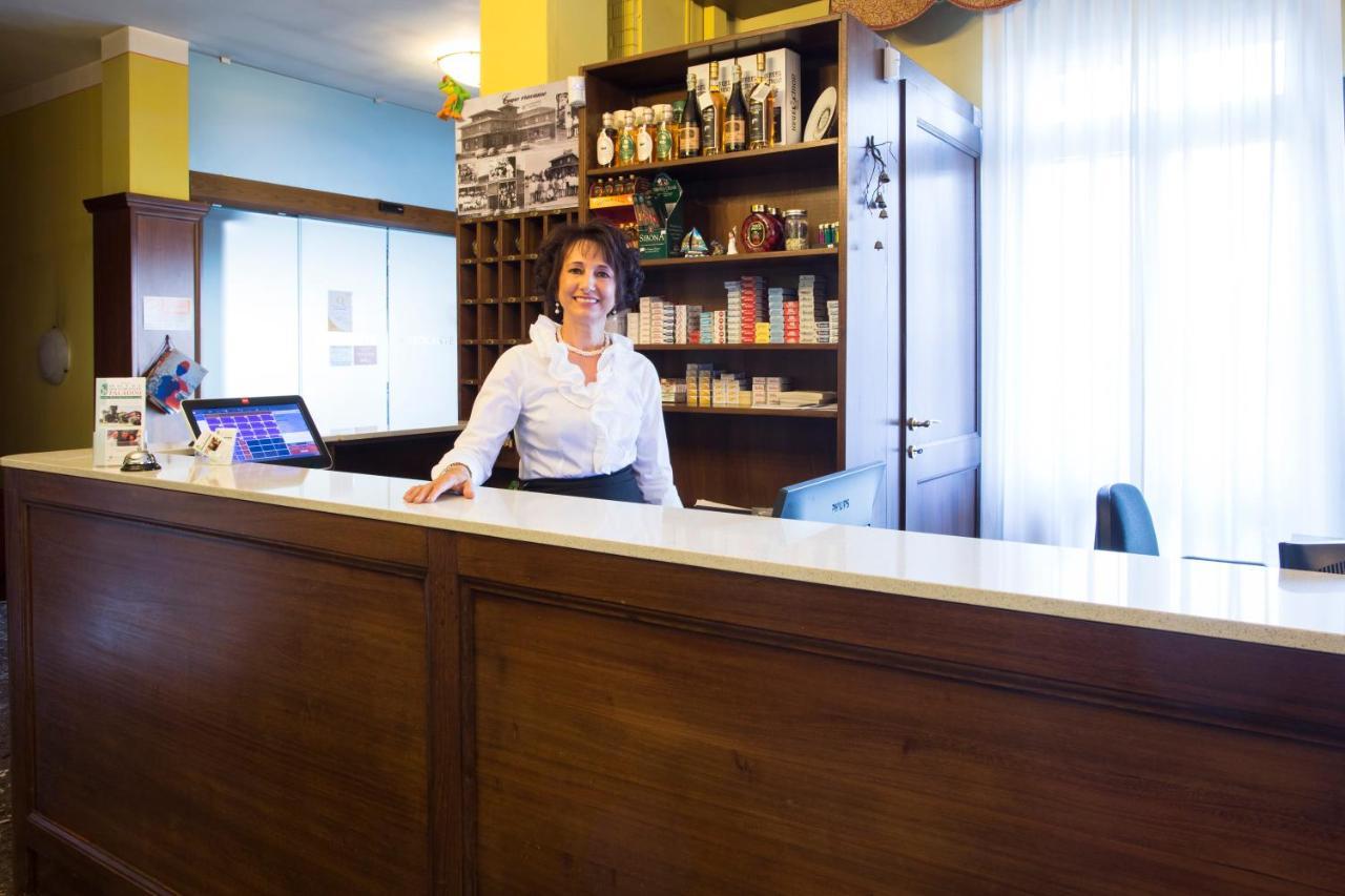 Hotel Ristorante Paladini Carisio Luaran gambar